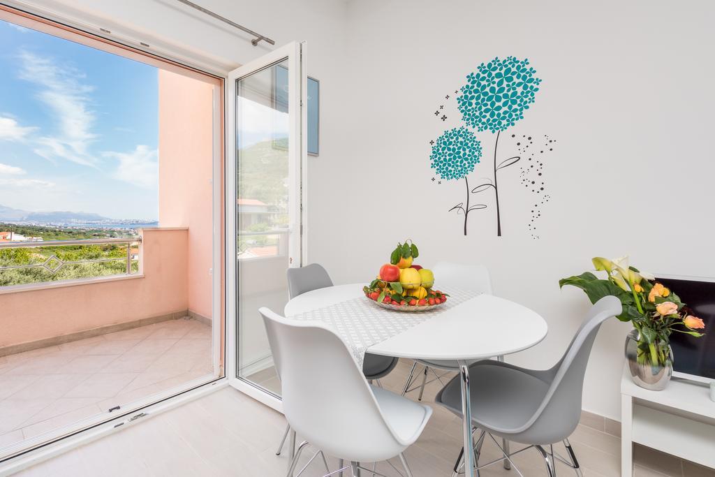 Panorama Holidays Kastel Stari Luaran gambar
