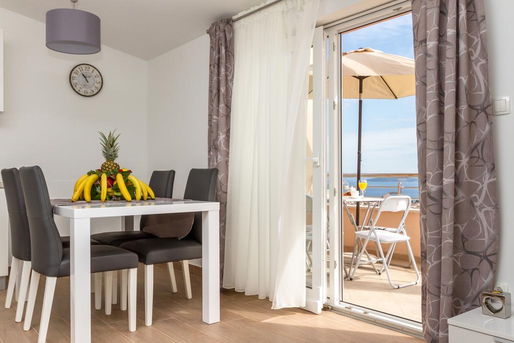 Panorama Holidays Kastel Stari Luaran gambar
