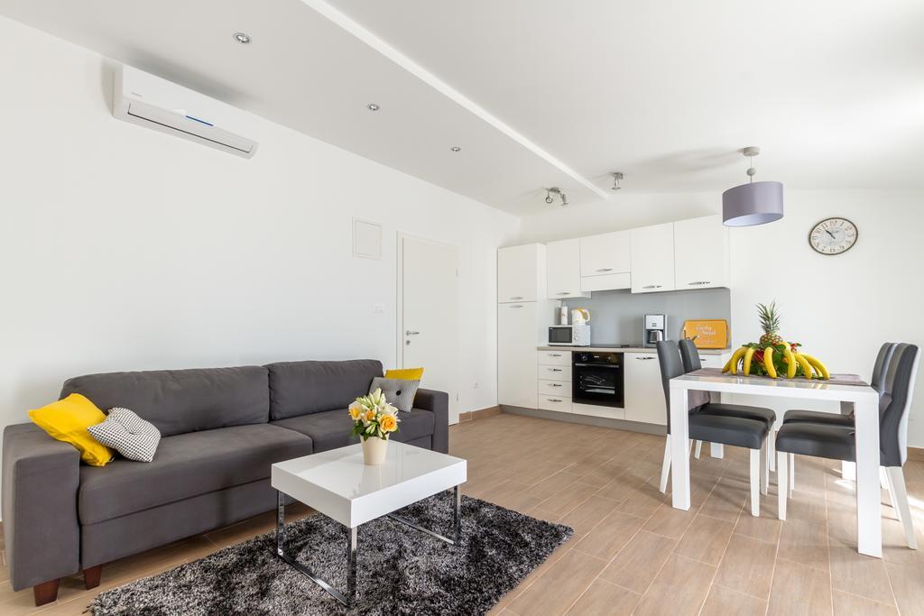 Panorama Holidays Kastel Stari Luaran gambar